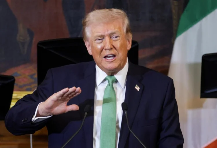 Tramp Irana zərbələri beş günlük təxirə salmağı tapşırıb