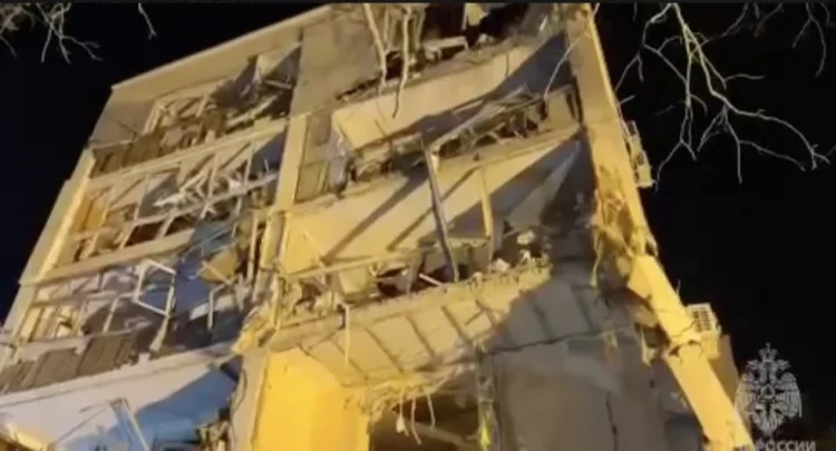 Sevastopolda bina partlayıb, ölən və yaralananlar var