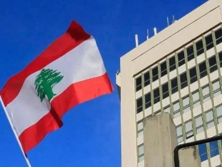 Livan İran səfirini ölkəsindən qovdu