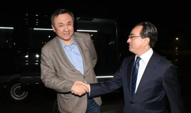 TDT baş katibi Kubanıçbek Ömürəliyev Azərbaycanda səfərdədir