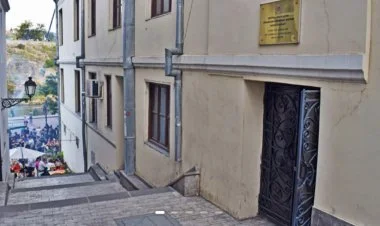 Tbilisidəki Azərbaycan Teatrı acınacaqlı vəziyyətdədir