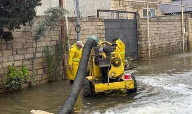 Bakıda intensiv yağışlar fəsadlar törədib
