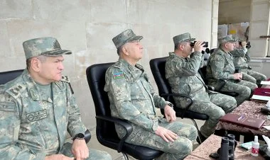 Müdafiə Nazirliyinin rəhbər heyəti taktiki təlimlərdə FOTO