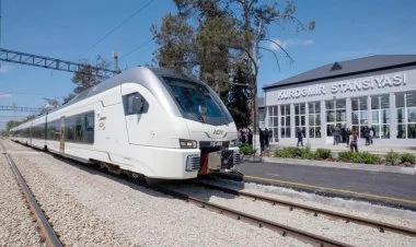 Bu gündən qatarlar Kürdəmirdə də dayanır