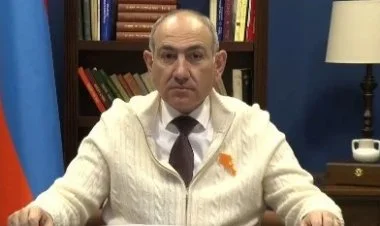 Paşinyan partiyasının seçki platformasını təqdim edib