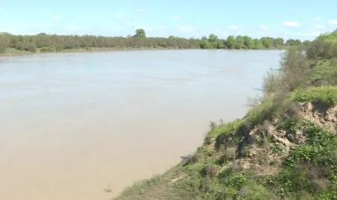 Zərdabda Kür çayında suyun səviyyəsi artıb