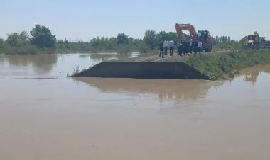 Ağcabədi rayonu ərazisində Qarqar çayında bənd yarılıb