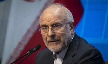İran parlamentinin sədri Qalibaf istefa verib?