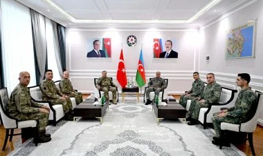 Hikmət Mirzəyev türkiyəli həmkarı ilə görüşüb