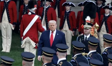 Trampın İranı uzunmüddətli blokadada saxlamaq fikri var