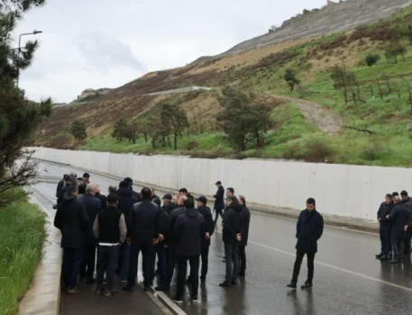 Badamdar yamacında sürüşmə sahəsində aktivlik yaranıb VİDEO