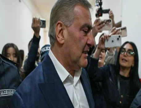 Samvel Karapetyanın ev dustaqlığı daha 3 ay uzadılıb