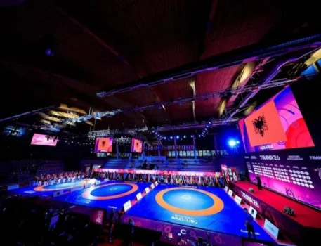 Güləşçilərimiz Avropa çempionatını 13 medalla başa vurublar