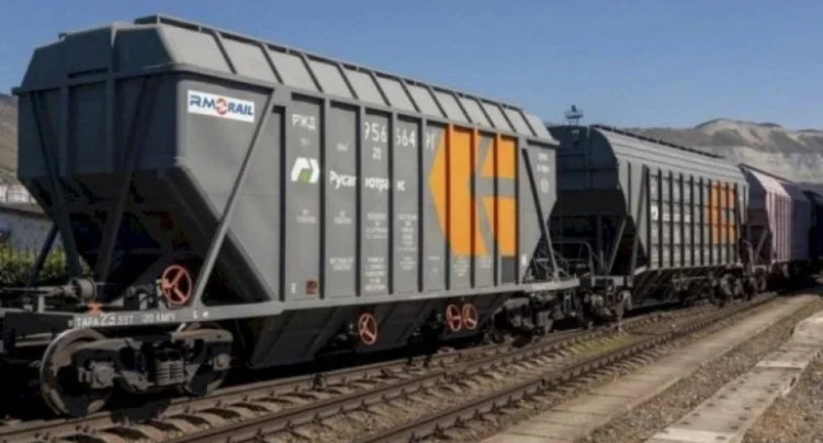Azərbaycandan keçməklə İrəvana 5 vaqon taxıl göndərildi