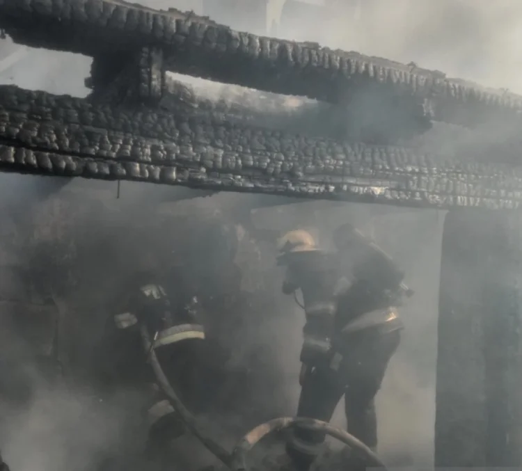 Masallıda yanğın nəticəsində baba və nəvə həyatını itirib