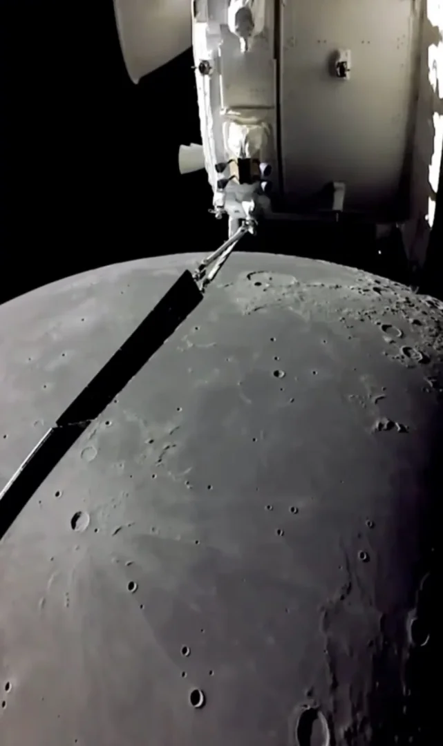 Amerika Birləşmiş Ştatları Aya qayıdır BİRBAŞA YAYIM