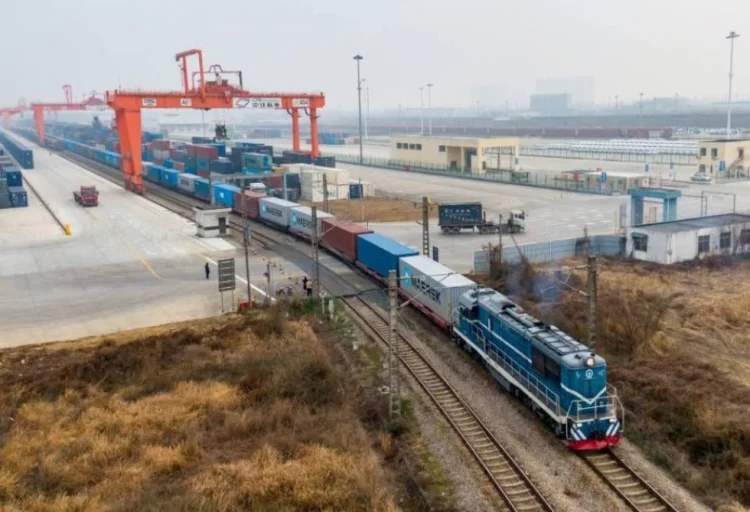 Çindən Orta Dəhliz vasitəsilə yeni yük qatarı xətti açılıb