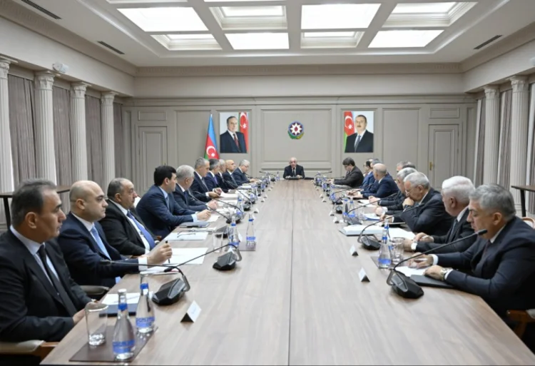 Leysan yağışların vurduğu zərərlə bağlı tapşırıqlar verilib