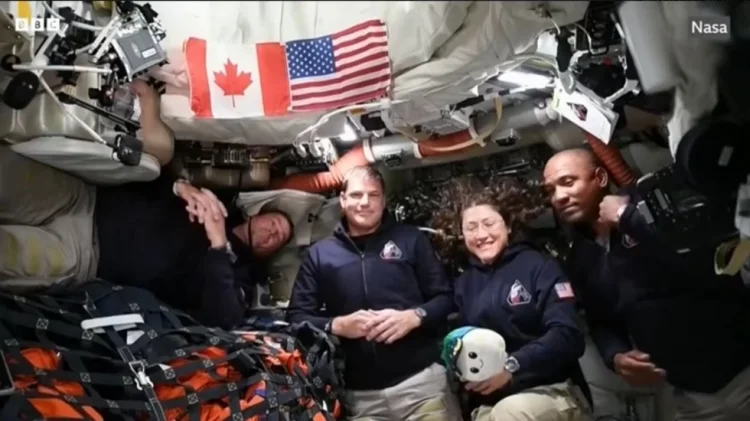 Artemis astronavtları ilk dəfə Ayın qaranlıq tərəfini gördü