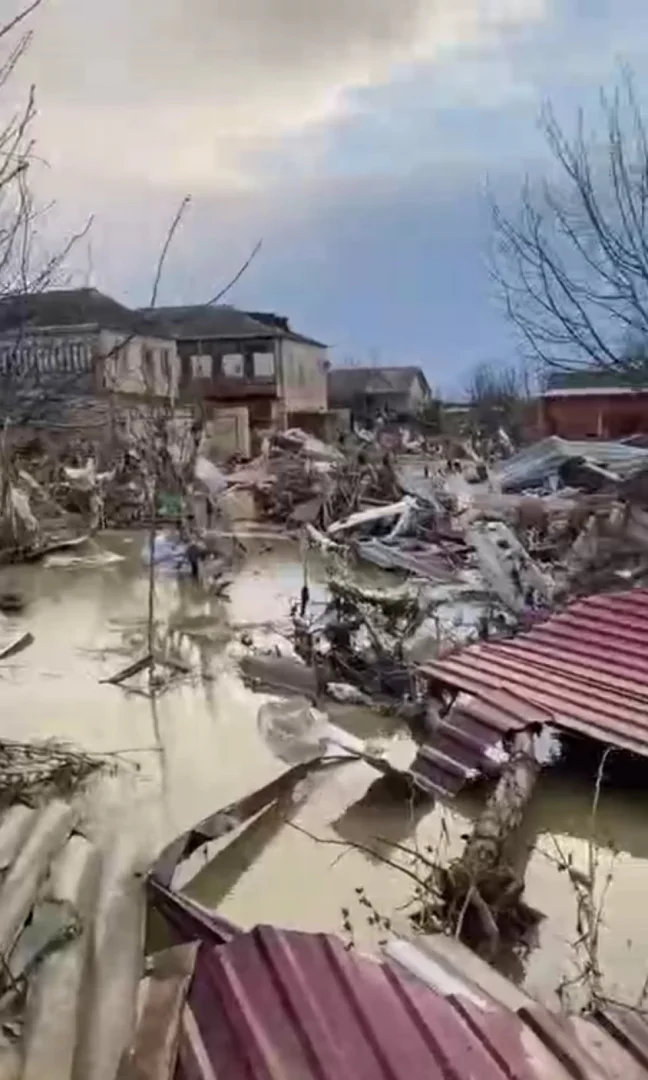 Dərbənddə aramsız yağışlara görə dəhşətli vəziyyət yaranıb