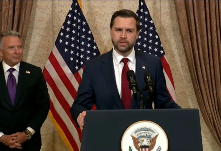 Vens: İranla razılığa gəlmədən ABŞ-a qayıdırıq