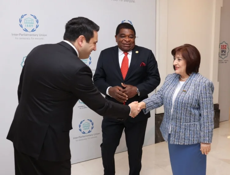 İstanbulda Qafarova və Simonyanın görüşü keçirilib FOTO