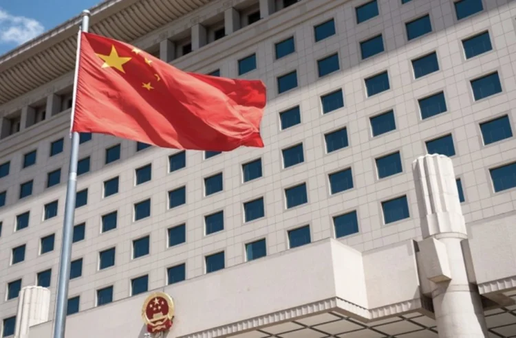 Çin də vətəndaşlarını dərhal İranı tərk etməyə çağırır