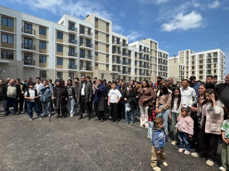 Köç karvanı Ağdam şəhərinə çatıb YENİLƏNİB