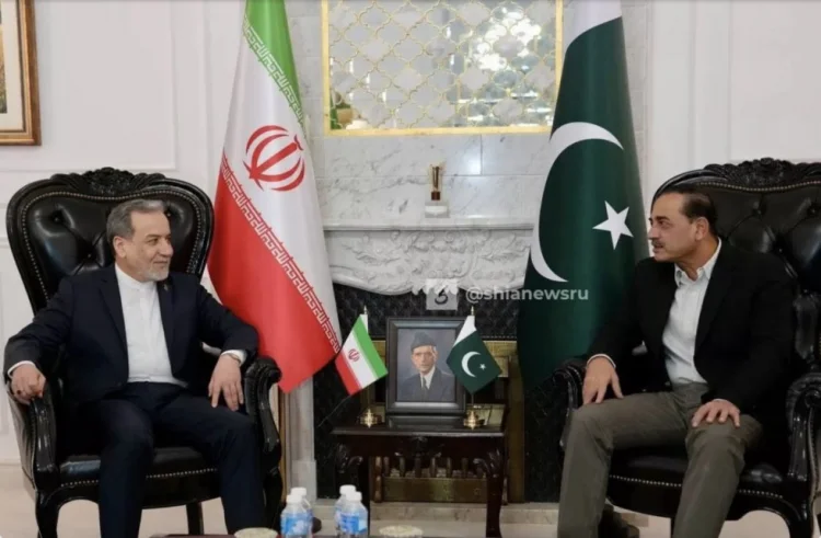 İran ABŞ-a üç mərhələli danışıqlar formulu təqdim edib