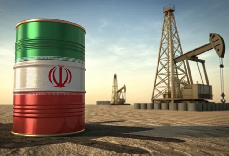 İranın neft saxlama tutumu tükənib