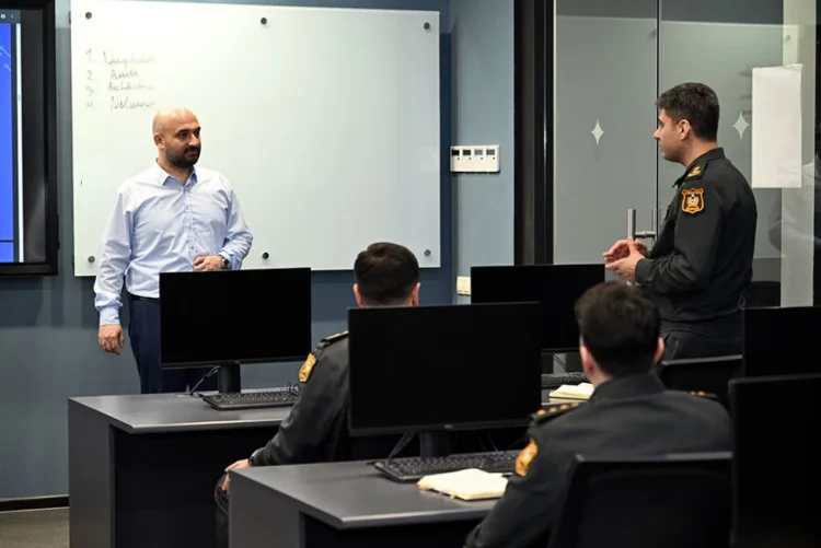 Orduda kibertəhlükəsizlik üzrə peşəkarlıq artırılır