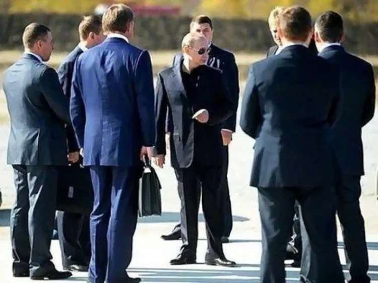 Putin ətrafında təhlükəsizlik tədbirlərini gücləndirir